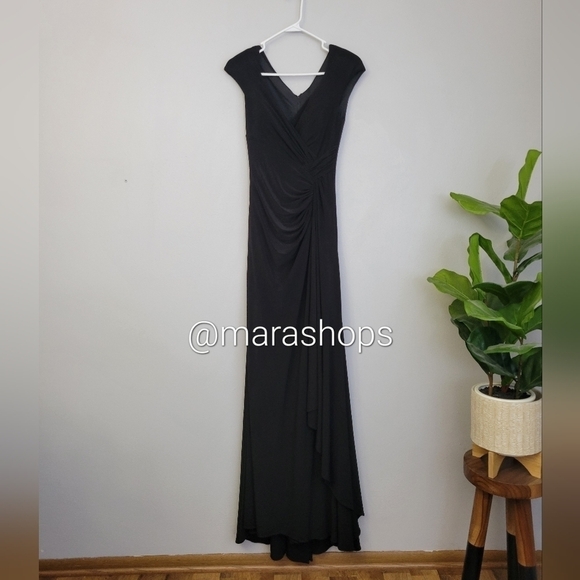 La Femme Ruched Jersey Sheath Gown - Picture 2 of 6